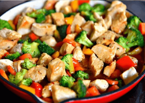 Herb-Seasoned Grilled Chicken with Sautéed Veggies